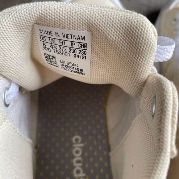 Adidas Canvas - Picture 13 of 16